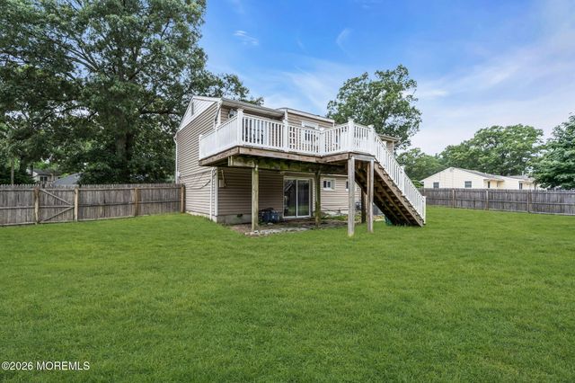 239 Cape May Avenue, Bayville, NJ 08721
