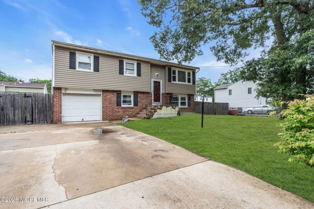 239 Cape May Avenue, Bayville, NJ 08721
