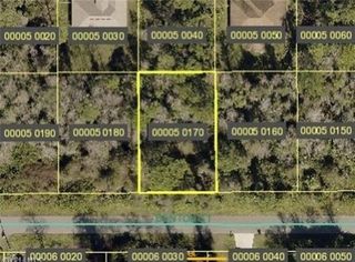 5430 Benton ST, Lehigh Acres, FL 33971