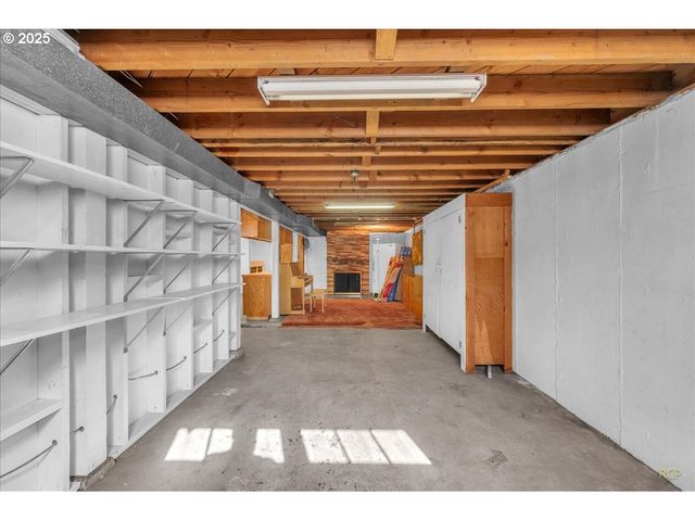 341 Se 153RD Ave, Portland, OR 97233