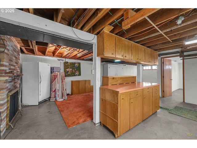 341 Se 153RD Ave, Portland, OR 97233