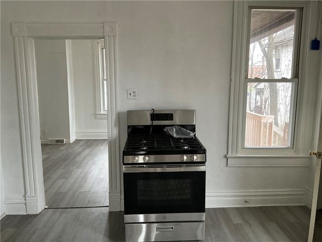 216 Ridge Avenue, New Kensington, PA 15068