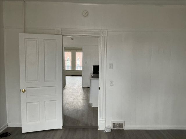 216 Ridge Avenue, New Kensington, PA 15068