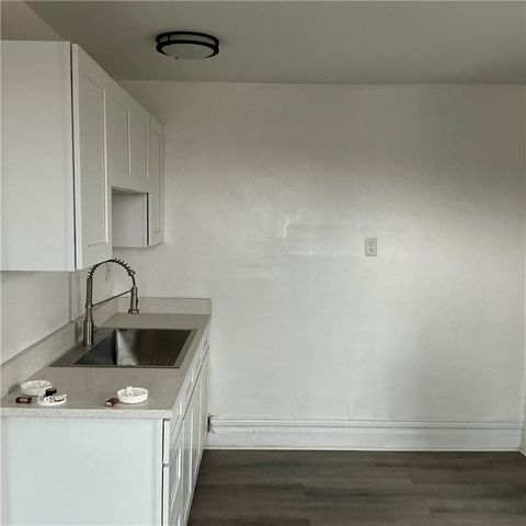 216 Ridge Avenue, New Kensington, PA 15068