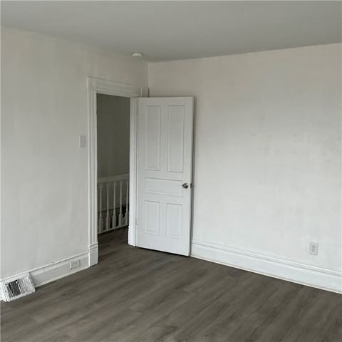 216 Ridge Avenue, New Kensington, PA 15068