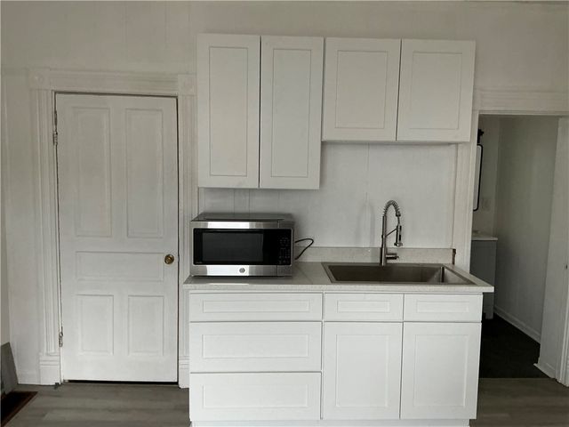 216 Ridge Avenue, New Kensington, PA 15068