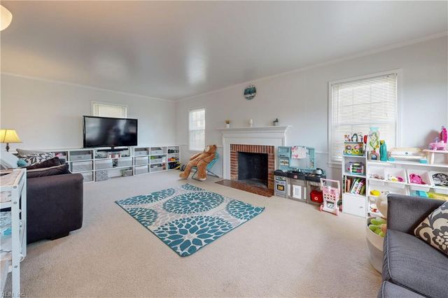 685 Lucas Creek RD, Newport News, VA 23602