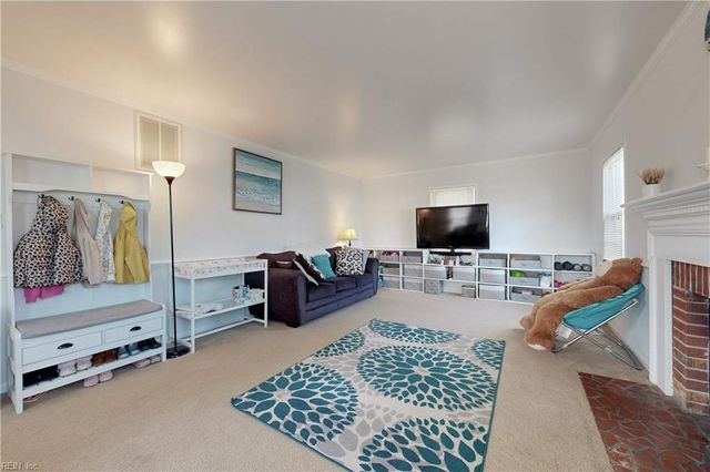 685 Lucas Creek RD, Newport News, VA 23602