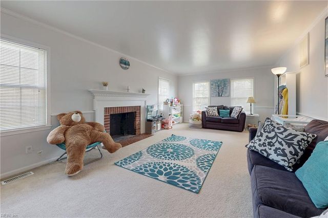 685 Lucas Creek RD, Newport News, VA 23602