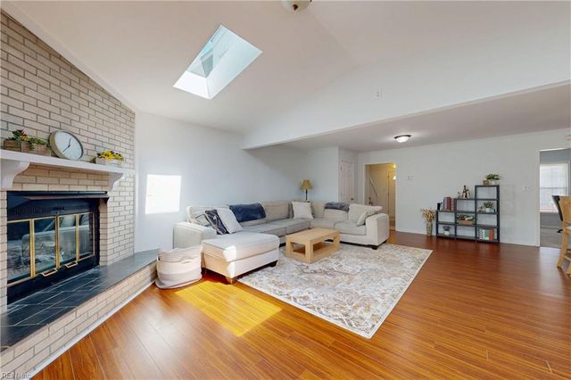 685 Lucas Creek RD, Newport News, VA 23602