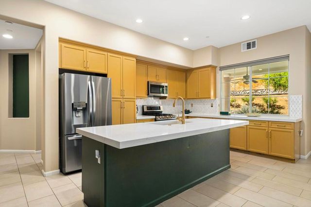 2203 Via Calderia 2203, Palm Desert, CA 92260