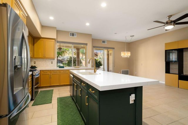 2203 Via Calderia 2203, Palm Desert, CA 92260