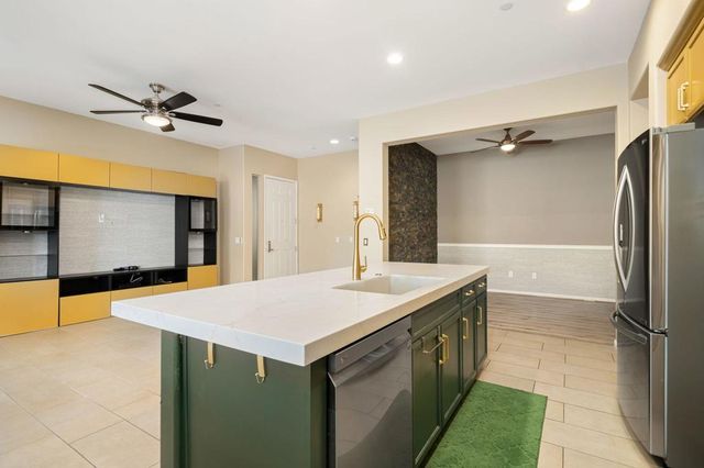 2203 Via Calderia 2203, Palm Desert, CA 92260