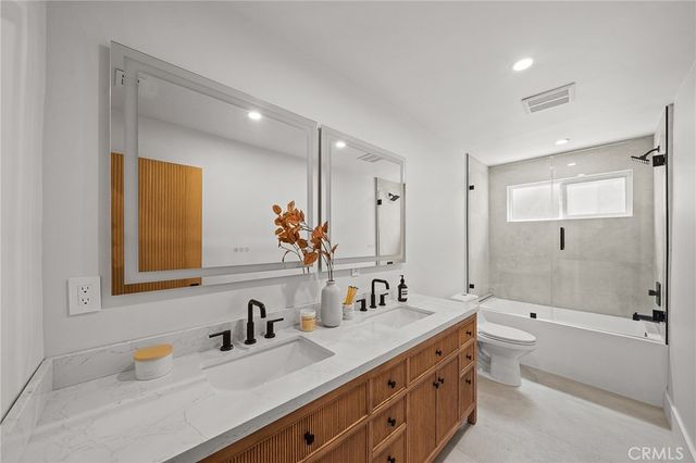 5157 Woodley Avenue, Encino, CA 91436