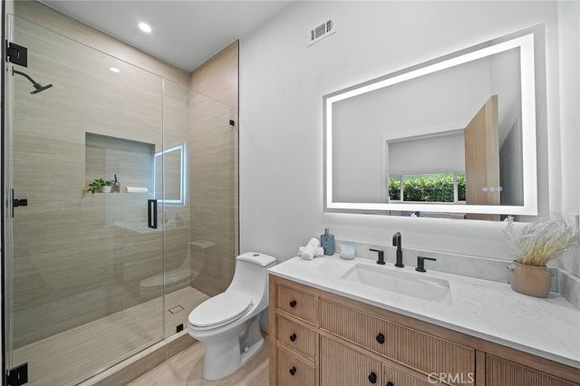 5157 Woodley Avenue, Encino, CA 91436