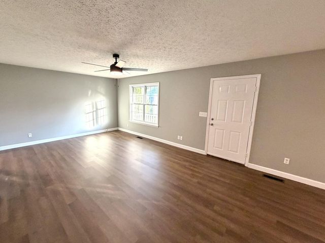 205 Rose St, Greenbrier, TN 37073