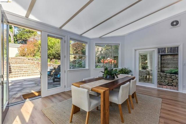 5861 5861 Bernhard Ave, Richmond, CA 94805