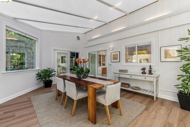 5861 5861 Bernhard Ave, Richmond, CA 94805