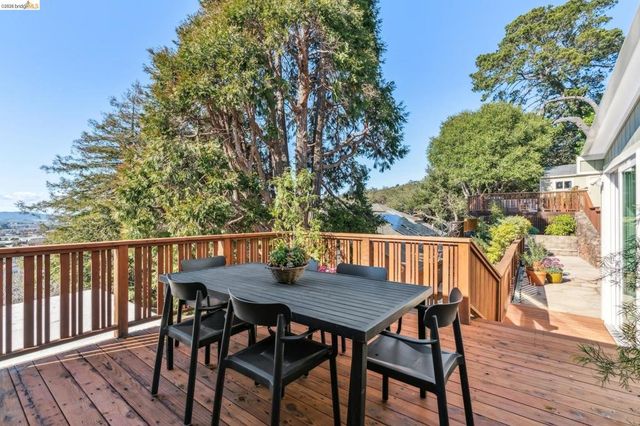 5861 5861 Bernhard Ave, Richmond, CA 94805