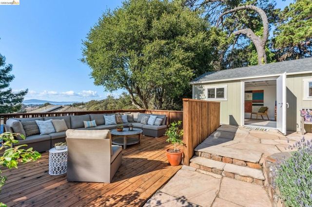 5861 5861 Bernhard Ave, Richmond, CA 94805