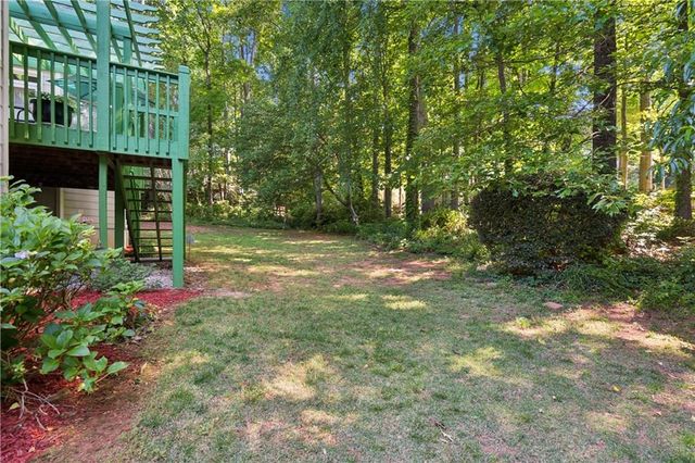 1611 Flowering Dogwood Drive, Powder Springs, GA 30127