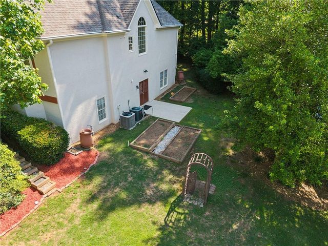 1611 Flowering Dogwood Drive, Powder Springs, GA 30127
