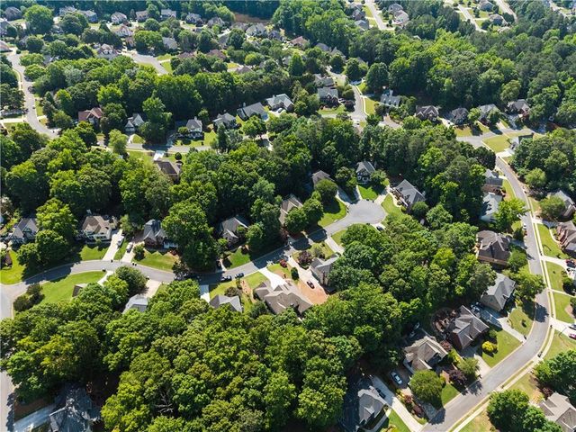 1611 Flowering Dogwood Drive, Powder Springs, GA 30127