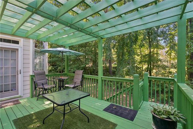 1611 Flowering Dogwood Drive, Powder Springs, GA 30127