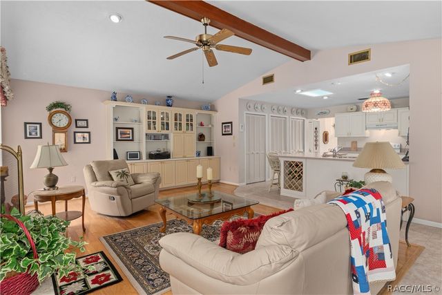 305 W Chase Street, Hernando, FL 34442