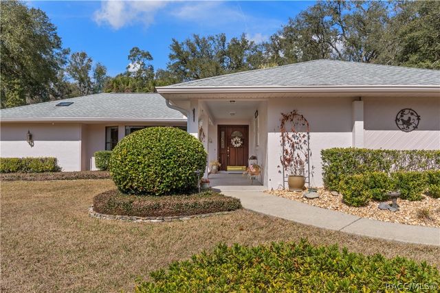 305 W Chase Street, Hernando, FL 34442