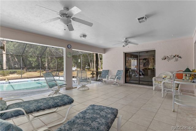 305 W Chase Street, Hernando, FL 34442