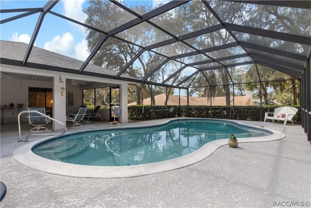 305 W Chase Street, Hernando, FL 34442