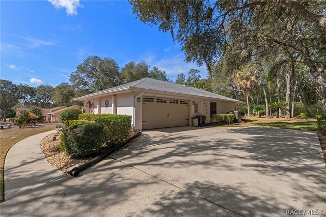 305 W Chase Street, Hernando, FL 34442