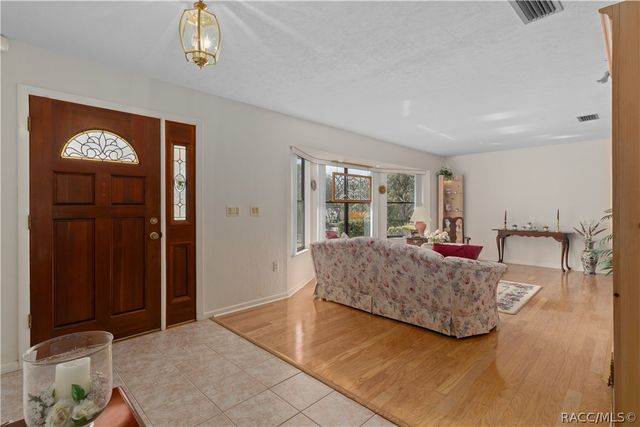 305 W Chase Street, Hernando, FL 34442