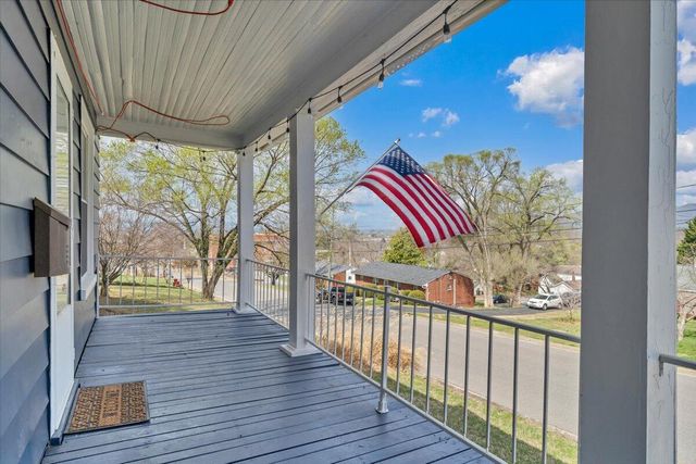 421 Jefferson AVE, Vinton, VA 24179