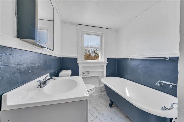 421 Jefferson AVE, Vinton, VA 24179