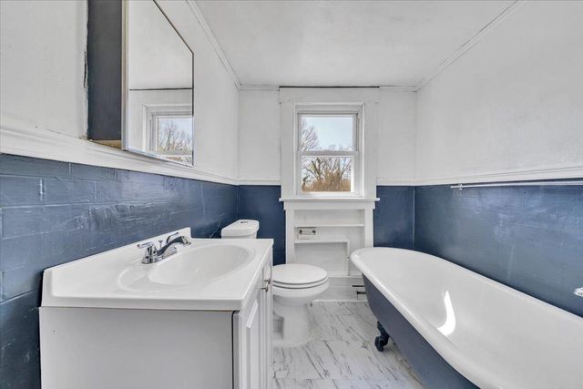 421 Jefferson AVE, Vinton, VA 24179