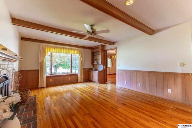 1455 S 123rd Street, Omaha, NE 68144