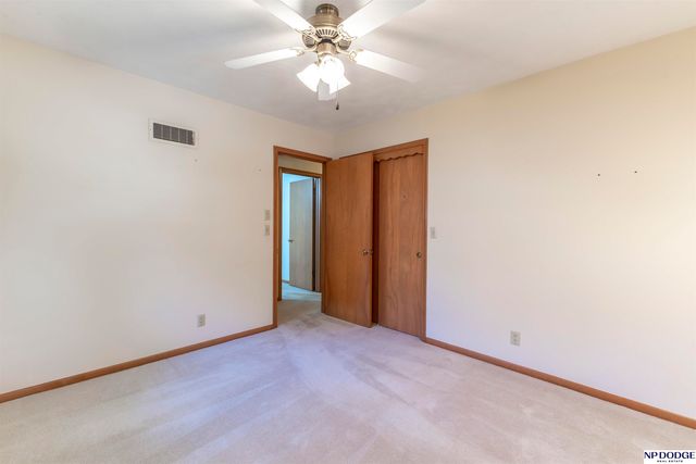 1455 S 123rd Street, Omaha, NE 68144