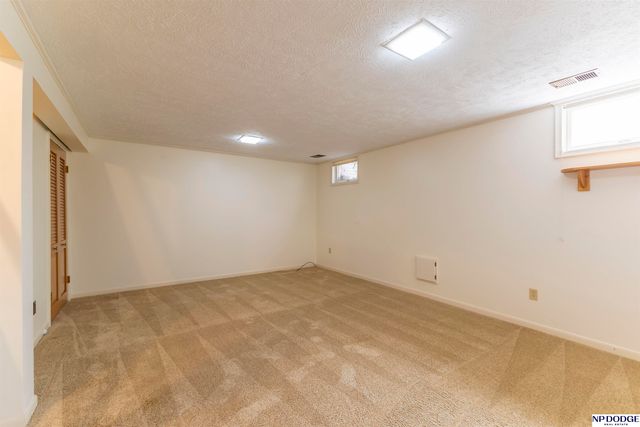 1455 S 123rd Street, Omaha, NE 68144
