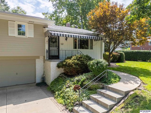 1455 S 123rd Street, Omaha, NE 68144