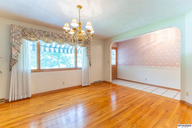 1455 S 123rd Street, Omaha, NE 68144