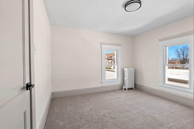 209 NICOLET BOULEVARD, Neenah, WI 54956