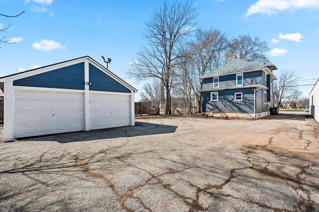 209 NICOLET BOULEVARD, Neenah, WI 54956