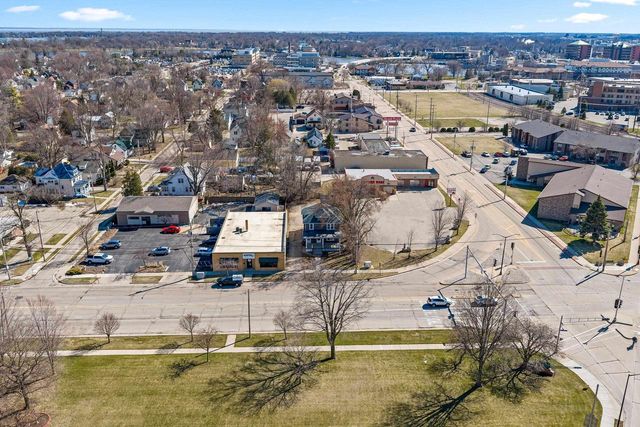 209 NICOLET BOULEVARD, Neenah, WI 54956