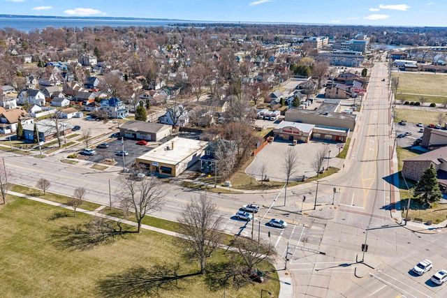 209 NICOLET BOULEVARD, Neenah, WI 54956