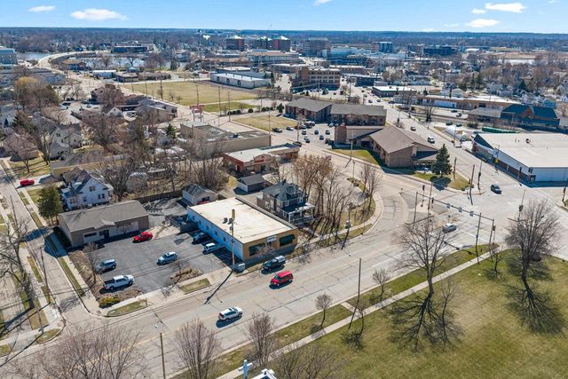 209 NICOLET BOULEVARD, Neenah, WI 54956