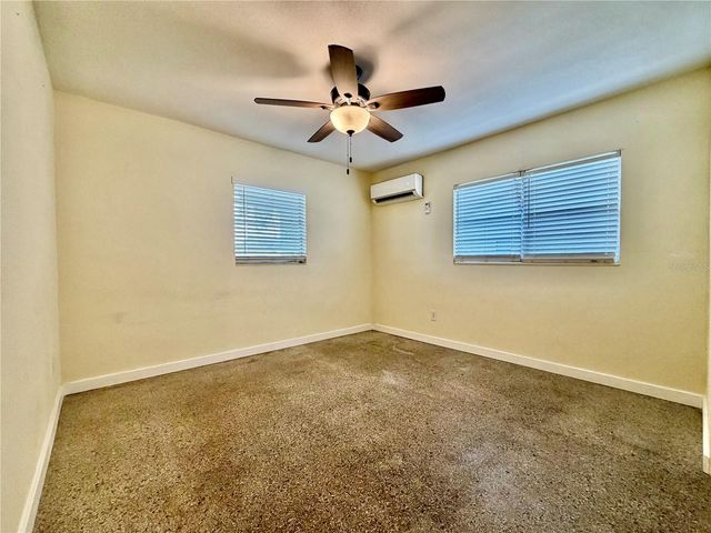 513 AVENUE J SE, Winter Haven, FL 33880