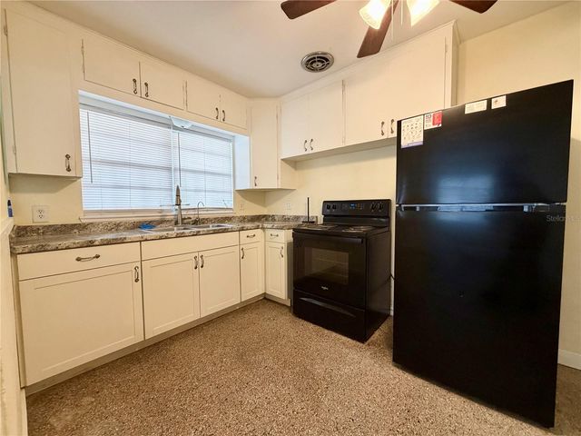513 AVENUE J SE, Winter Haven, FL 33880