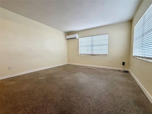 513 AVENUE J SE, Winter Haven, FL 33880